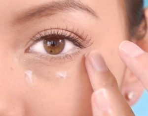 Массажер для улучшения кожи вокруг глаз IRIS